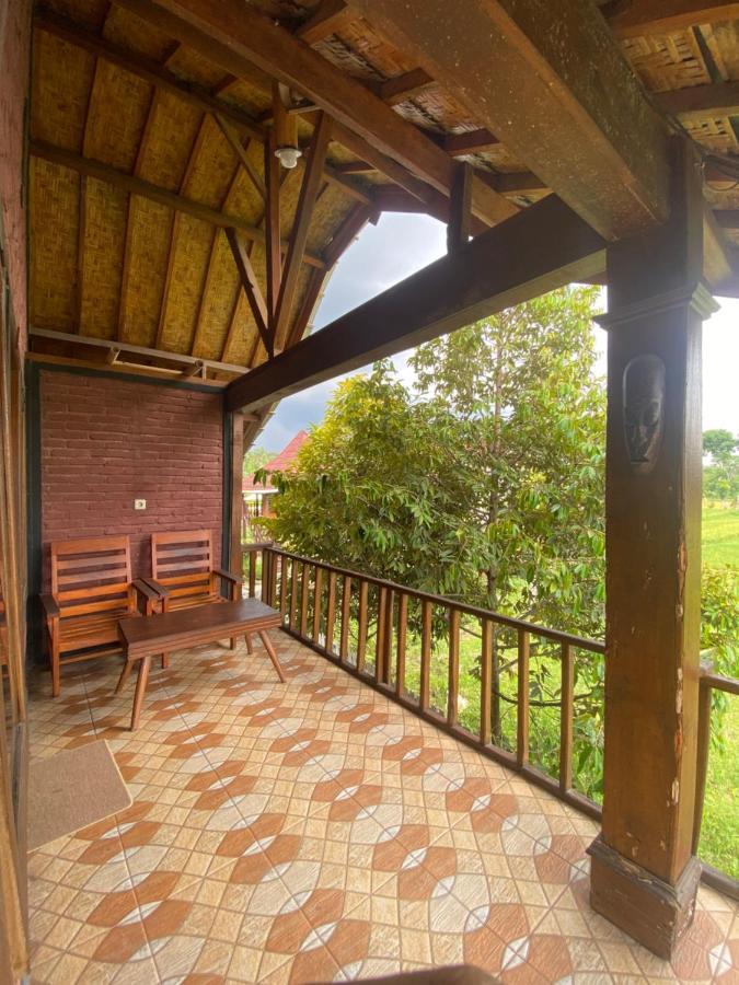 Edrian Bungalows Tetebatu Exterior photo